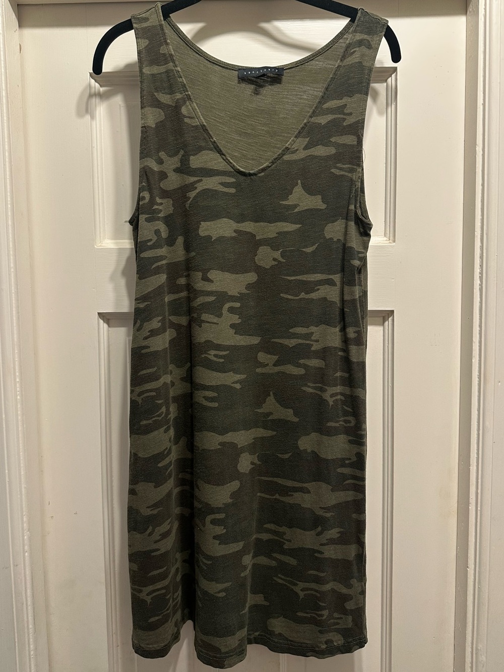 Sanctuary Olive Green Camo V-Neck Sleeveless Dress